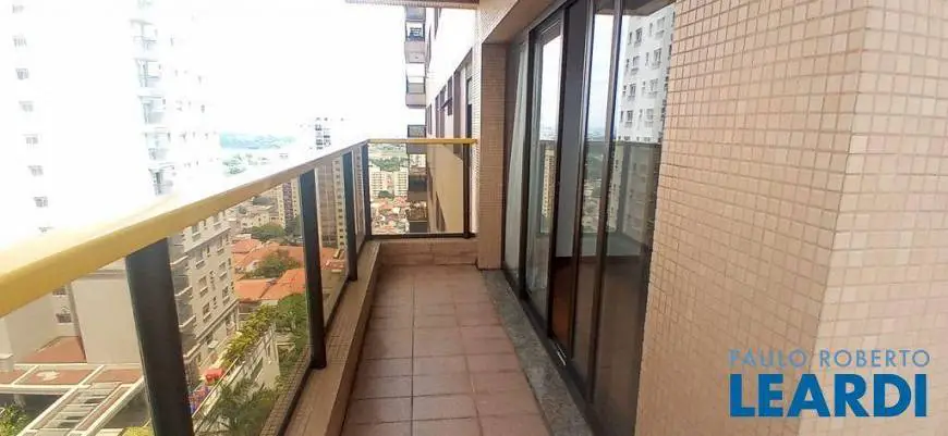 Foto 2 de Apartamento com 3 Quartos para alugar, 143m² em Santana, São Paulo