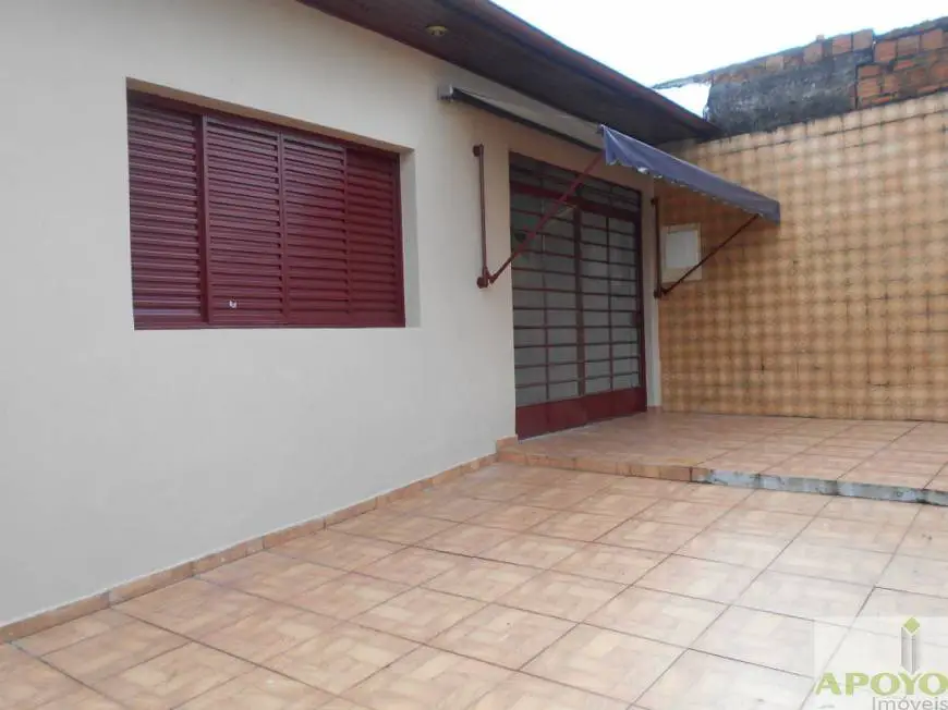 Foto 1 de Casa com 3 Quartos para alugar, 160m² em Campo Grande, São Paulo