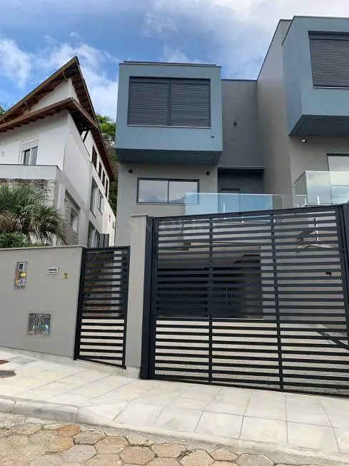 Foto 3 de Casa com 3 Quartos à venda, 179m² em Itacorubi, Florianópolis