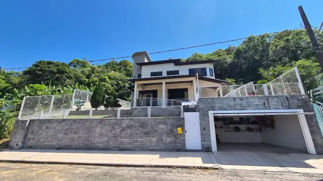 Foto 1 de Casa com 3 Quartos à venda, 250m² em Santa Barbara, Criciúma