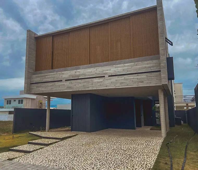 Foto 1 de Casa com 3 Quartos à venda, 236m² em Suíssa, Aracaju