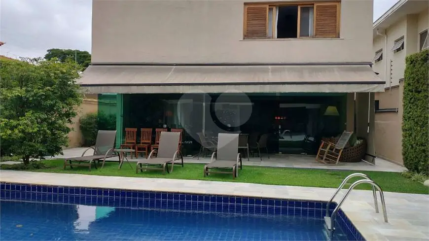 Foto 1 de Casa com 4 Quartos para venda ou aluguel, 450m² em Granja Julieta, São Paulo