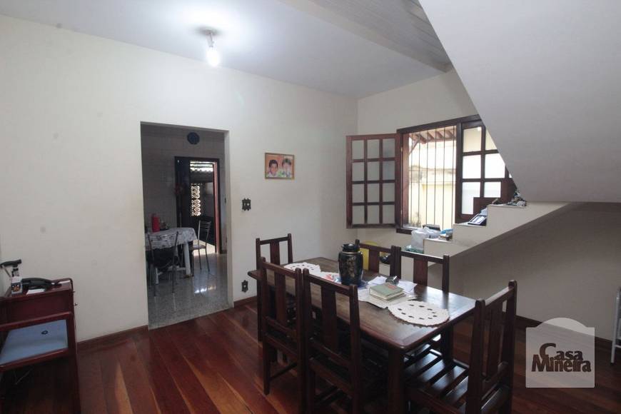 Foto 5 de Casa com 4 Quartos à venda, 292m² em Santa Efigênia, Belo Horizonte