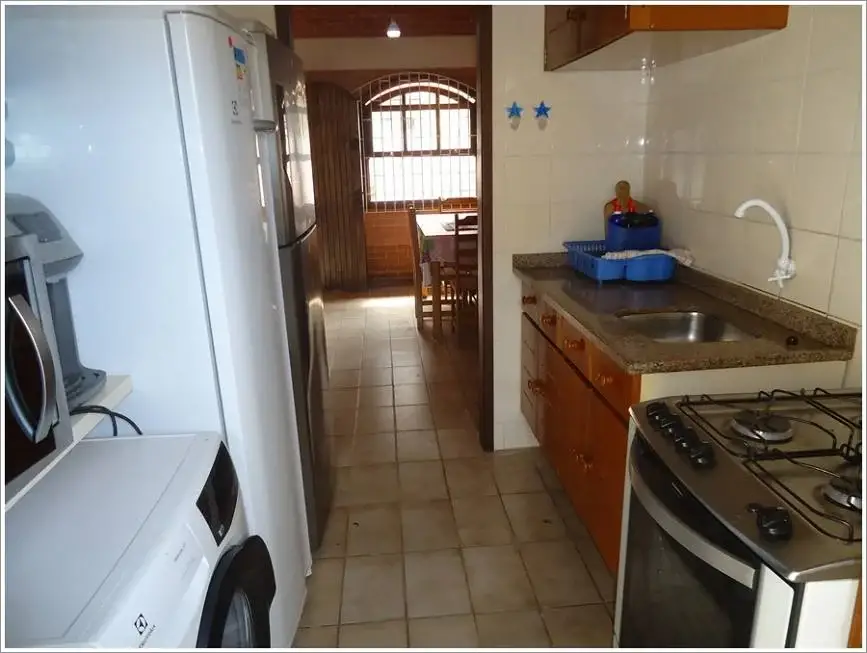 Foto 5 de Casa de Condomínio com 2 Quartos à venda, 75m² em Caioba, Matinhos