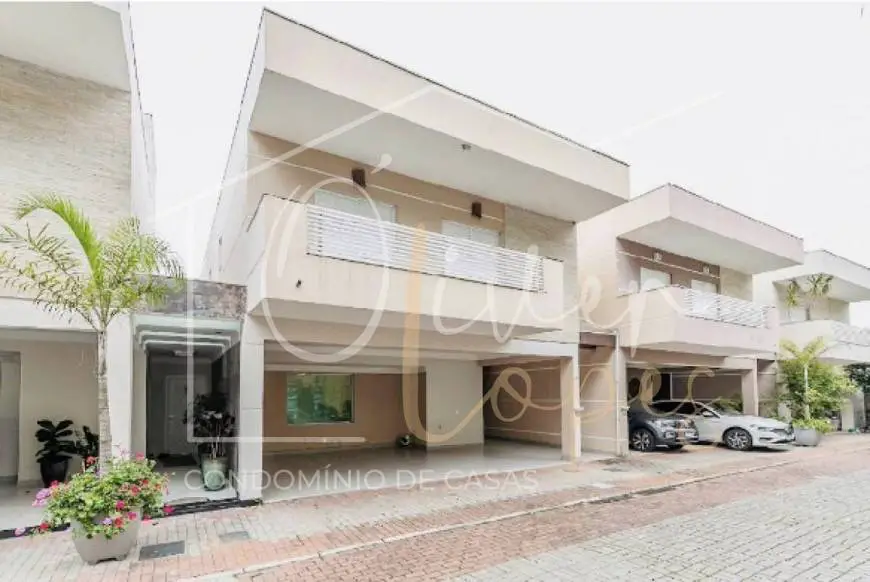Foto 1 de Casa de Condomínio com 4 Quartos à venda, 360m² em Campo Belo, São Paulo