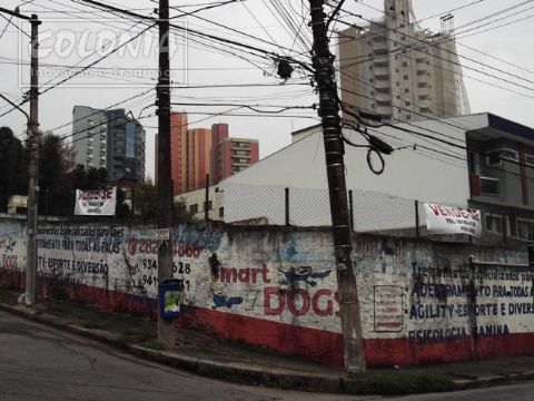 Foto 3 de Lote/Terreno à venda, 362m² em Vila Bastos, Santo André