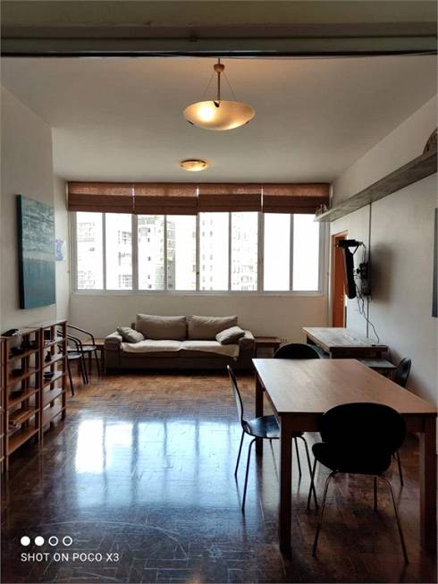 Foto 1 de Apartamento com 3 Quartos para alugar, 107m² em Bela Vista, São Paulo