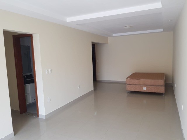 Foto 2 de Apartamento com 3 Quartos para alugar, 125m² em Cavaleiros, Macaé