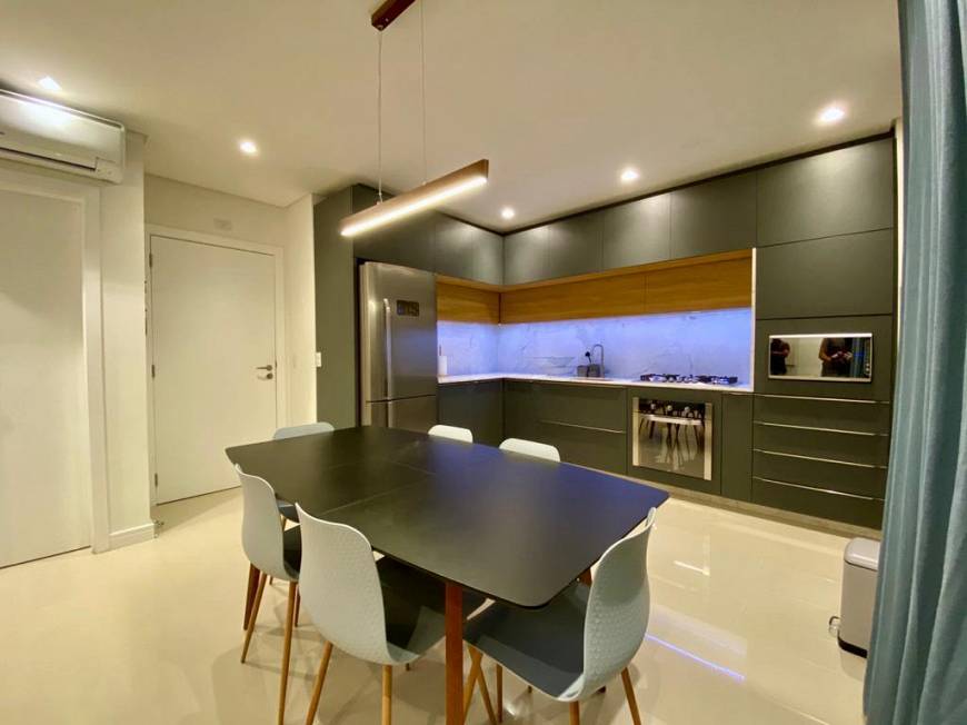 Foto 1 de Apartamento com 3 Quartos para alugar, 89m² em Jurerê, Florianópolis