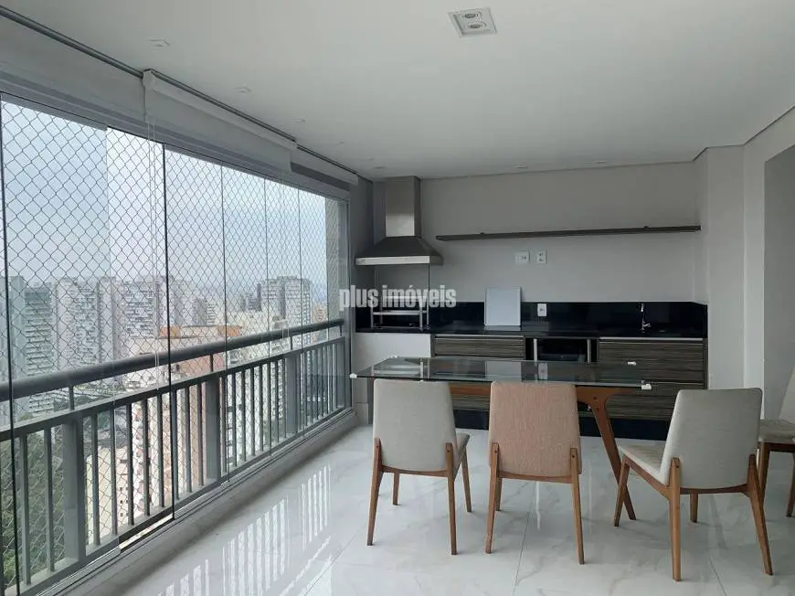 Foto 1 de Apartamento com 3 Quartos para alugar, 122m² em Morumbi, São Paulo