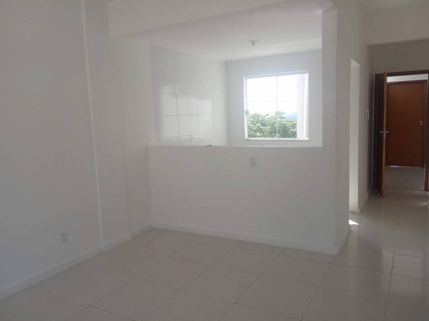 Foto 4 de Apartamento com 3 Quartos para venda ou aluguel, 75m² em Vila Verde, Resende