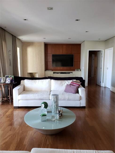 Foto 1 de Apartamento com 4 Quartos para alugar, 296m² em Vila Mariana, São Paulo