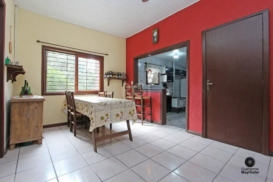 Foto 3 de Casa com 2 Quartos à venda, 150m² em Nonoai, Porto Alegre