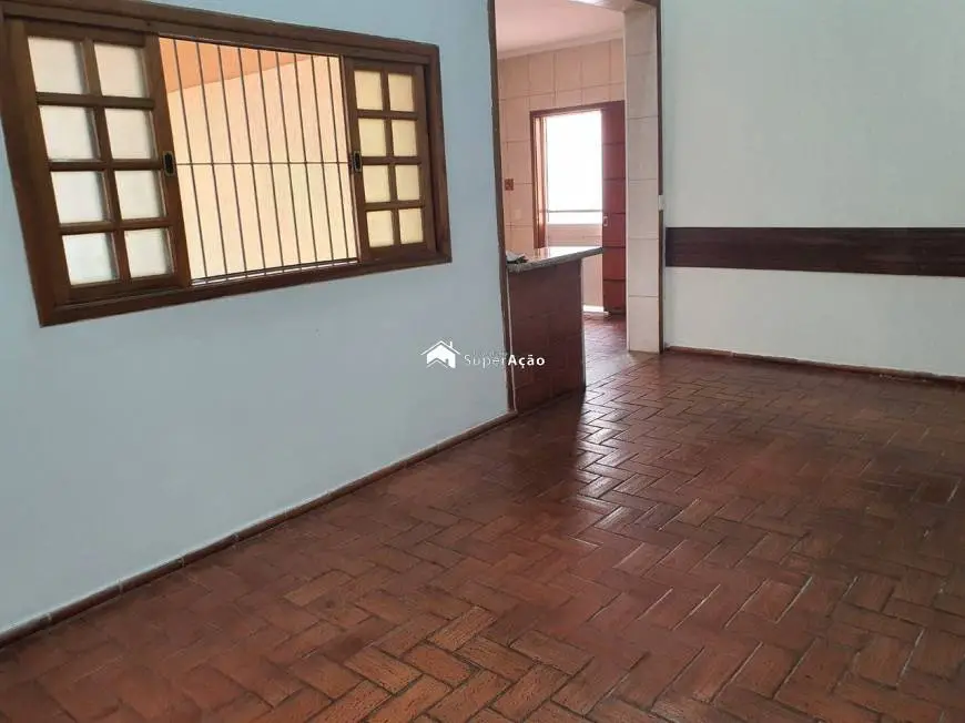 Foto 3 de Casa com 2 Quartos à venda, 120m² em Vila Milton, Guarulhos