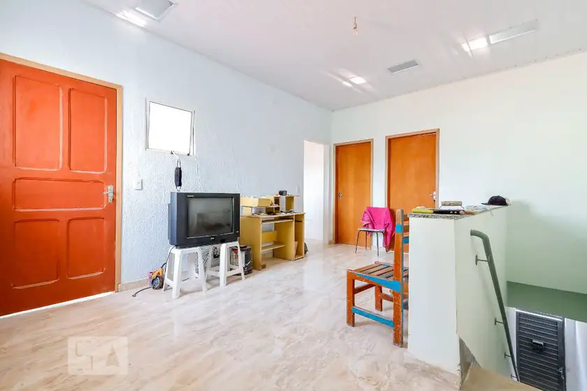Foto 1 de Casa com 2 Quartos para alugar, 120m² em Vila Nivi, São Paulo