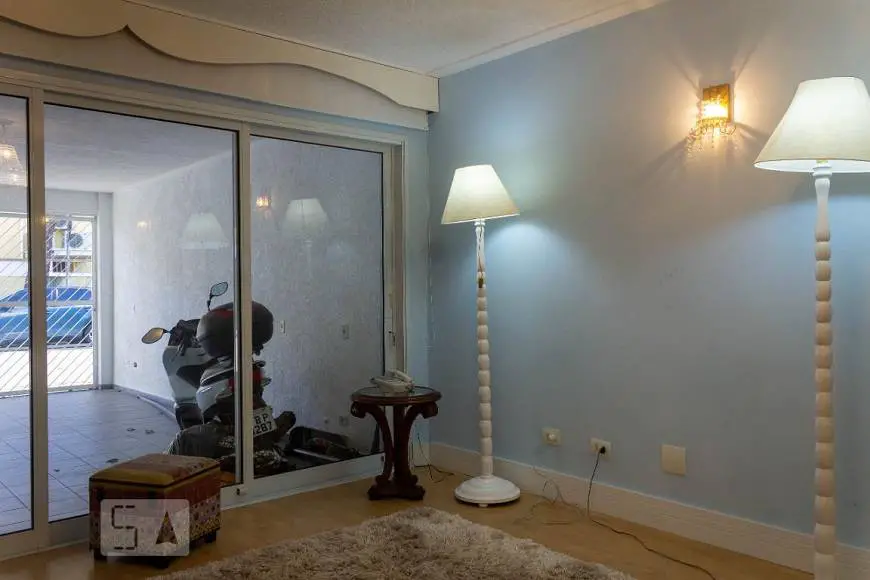 Foto 2 de Casa com 3 Quartos para alugar, 210m² em Brooklin, São Paulo