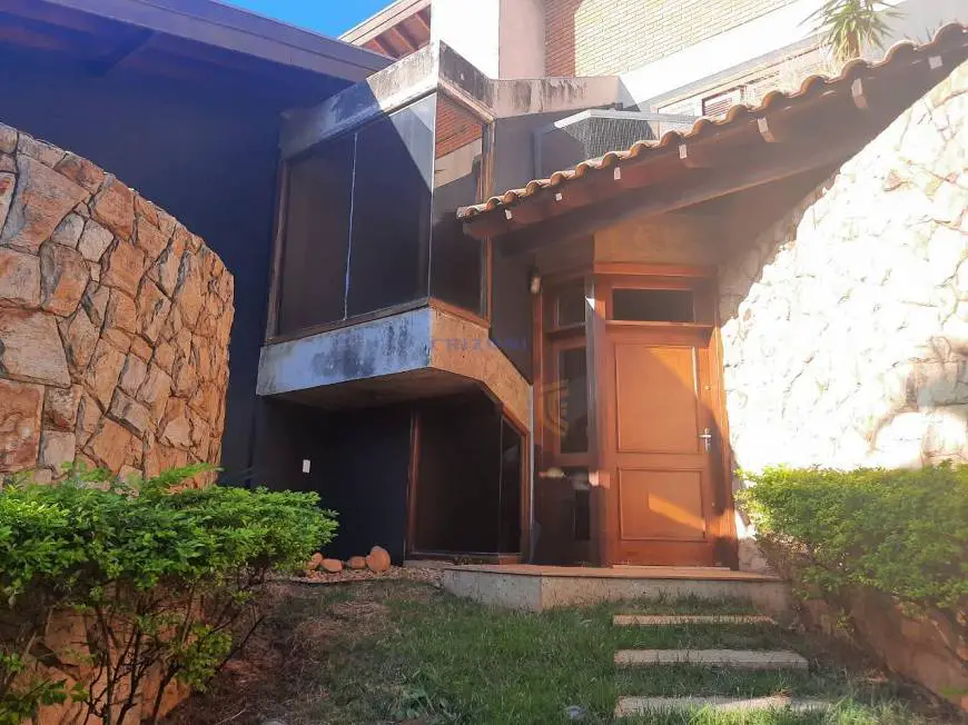 Foto 1 de Casa com 3 Quartos à venda, 650m² em Jardim Estoril IV, Bauru