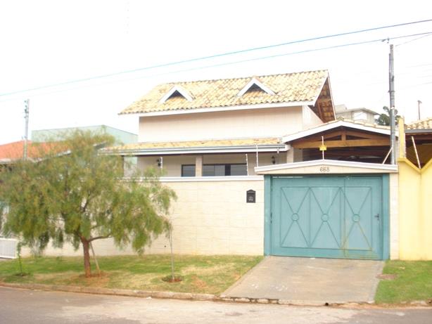 Foto 1 de Casa com 4 Quartos à venda, 250m² em Jardim América, Bragança Paulista