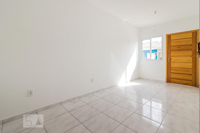 Foto 4 de Casa de Condomínio com 2 Quartos para alugar, 49m² em Ponta Grossa, Porto Alegre