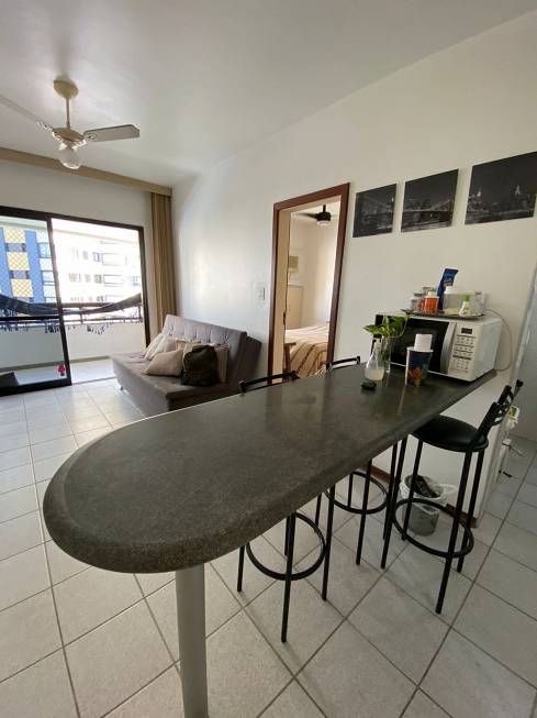 Foto 2 de Apartamento com 1 Quarto para alugar, 55m² em Caminho Das Árvores, Salvador