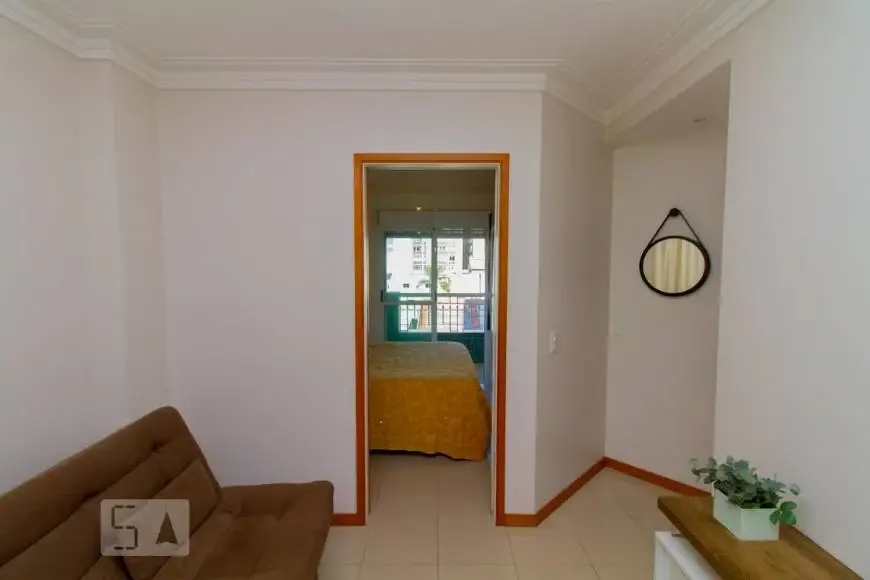 Foto 1 de Apartamento com 1 Quarto para alugar, 35m² em Centro, Florianópolis