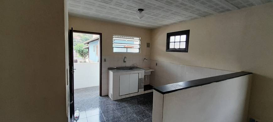 Foto 1 de Apartamento com 1 Quarto para alugar, 44m² em Itaipava, Petrópolis