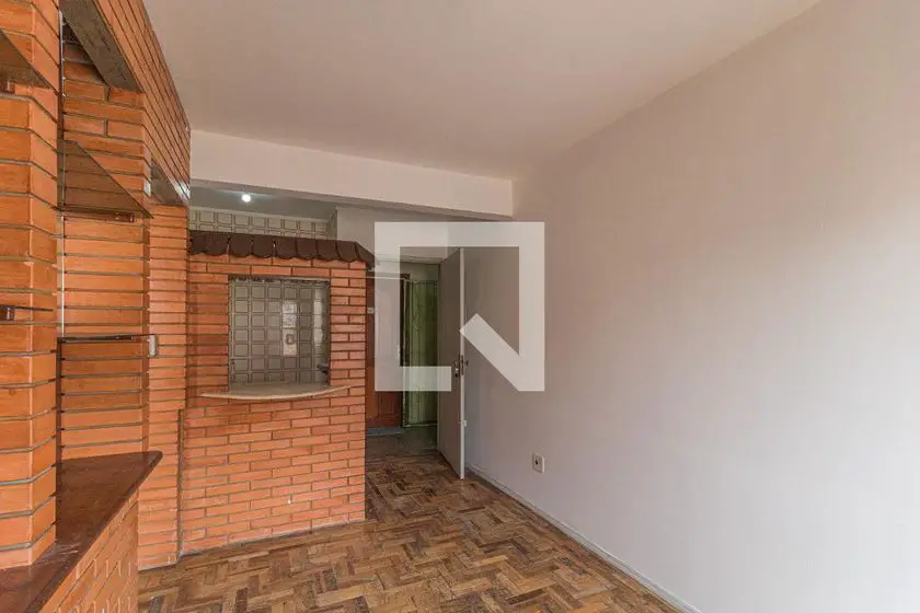 Foto 3 de Apartamento com 1 Quarto para alugar, 30m² em Jardim Leopoldina, Porto Alegre
