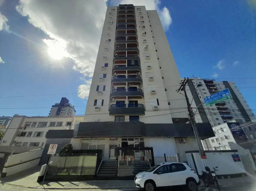 Foto 1 de Apartamento com 1 Quarto para alugar, 39m² em Kobrasol, São José