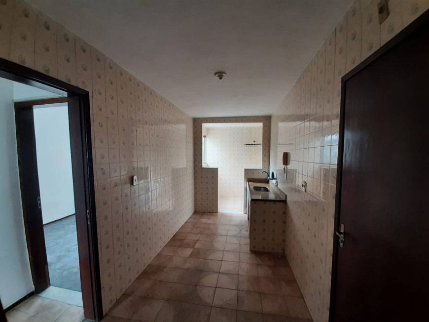 Foto 2 de Apartamento com 2 Quartos para alugar, 65m² em Alcântara, São Gonçalo
