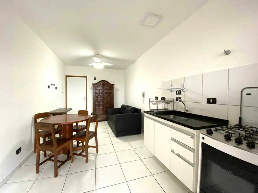Foto 1 de Apartamento com 2 Quartos para alugar, 56m² em Centro, Ubatuba