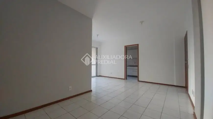 Foto 1 de Apartamento com 2 Quartos à venda, 67m² em Itacorubi, Florianópolis
