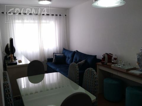 Foto 2 de Apartamento com 2 Quartos à venda, 51m² em Vila Bartira, Santo André
