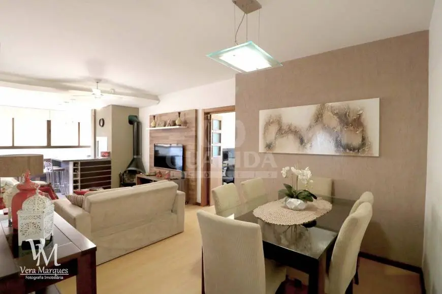 Foto 1 de Apartamento com 2 Quartos à venda, 84m² em Vila Ipiranga, Porto Alegre