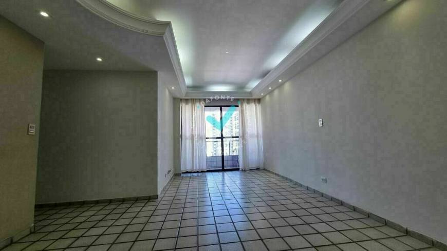 Foto 1 de Apartamento com 3 Quartos para alugar, 84m² em Boa Viagem, Recife