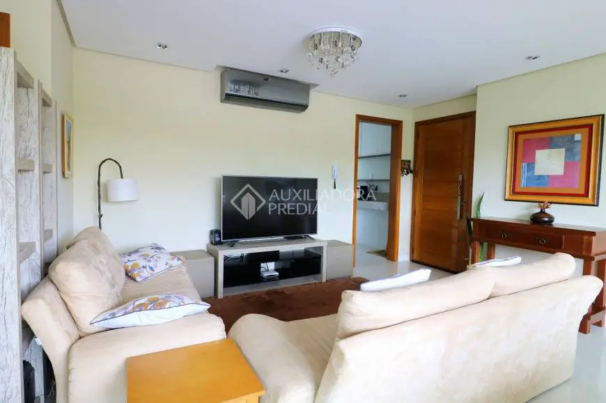 Foto 4 de Apartamento com 3 Quartos à venda, 105m² em Jardim Lindóia, Porto Alegre