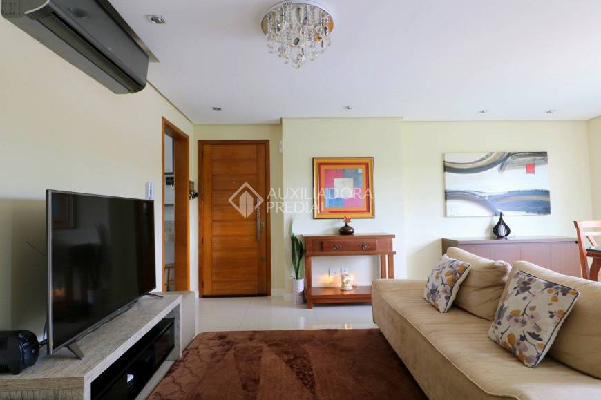 Foto 5 de Apartamento com 3 Quartos à venda, 105m² em Jardim Lindóia, Porto Alegre