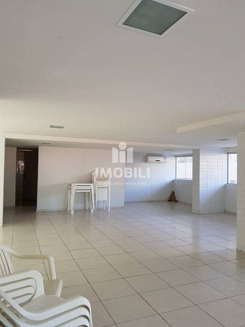 Foto 3 de Apartamento com 3 Quartos à venda, 110m² em Ponta Verde, Maceió