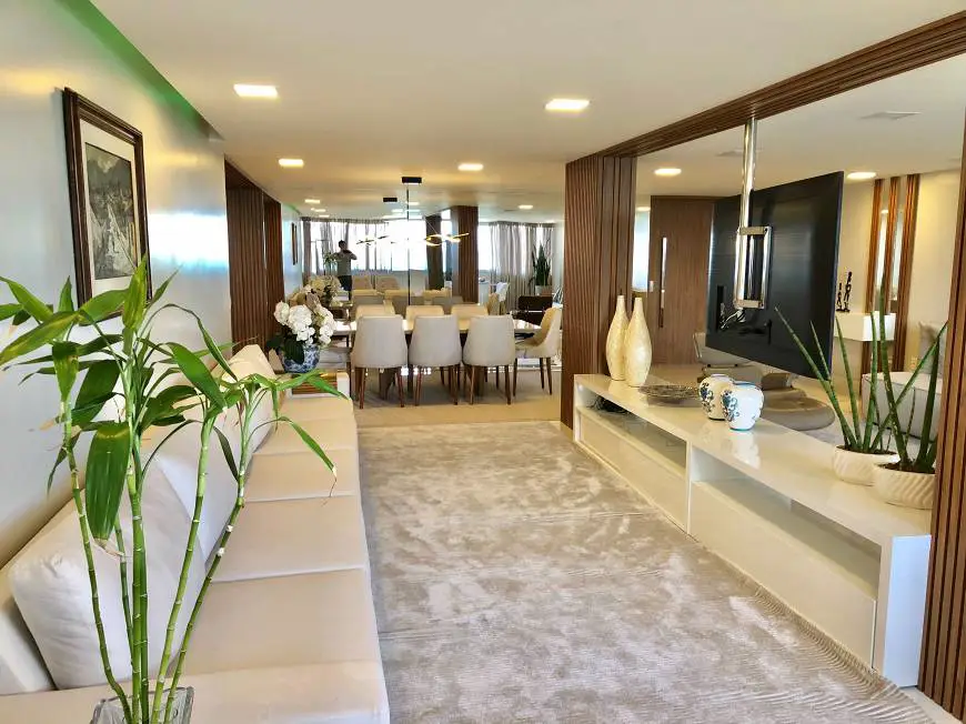 Foto 3 de Apartamento com 3 Quartos à venda, 212m² em Ponta Verde, Maceió