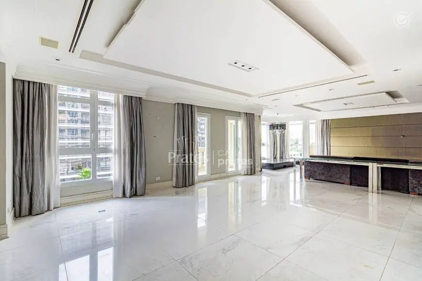 Foto 1 de Apartamento com 4 Quartos à venda, 380m² em Batel, Curitiba