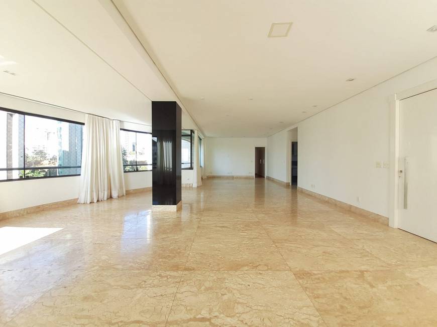 Foto 5 de Apartamento com 4 Quartos para venda ou aluguel, 217m² em Belvedere, Belo Horizonte