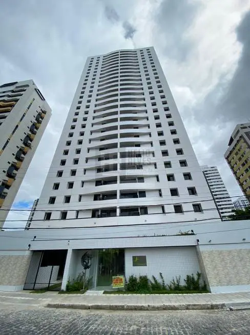 Foto 1 de Apartamento com 4 Quartos à venda, 120m² em Encruzilhada, Recife