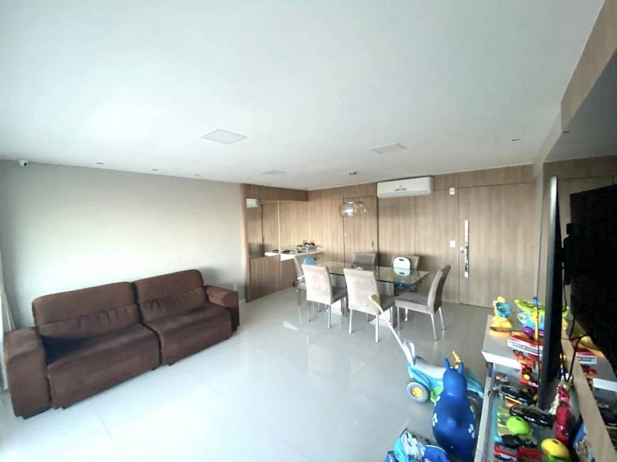 Foto 3 de Apartamento com 4 Quartos à venda, 143m² em Engenheiro Luciano Cavalcante, Fortaleza