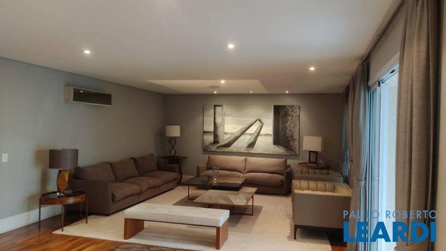 Foto 3 de Apartamento com 4 Quartos para alugar, 315m² em Jardim América, São Paulo