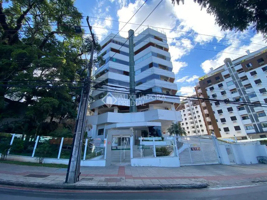 Foto 1 de Apartamento com 4 Quartos à venda, 109m² em Joao Paulo, Florianópolis