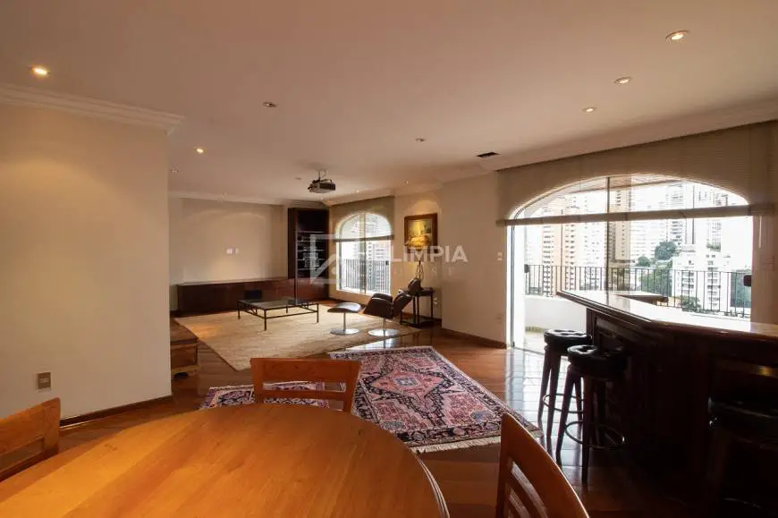 Foto 1 de Apartamento com 4 Quartos à venda, 300m² em Perdizes, São Paulo