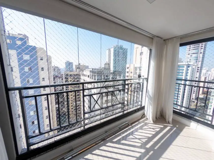 Foto 1 de Apartamento com 5 Quartos para alugar, 265m² em Parque Residencial Aquarius, São José dos Campos