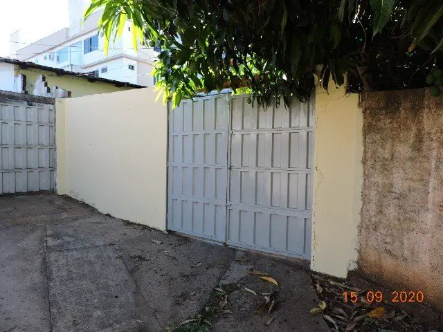 Foto 1 de Casa com 2 Quartos para alugar, 62m² em Jardim Goiás, Goiânia