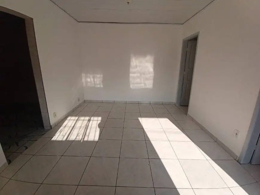Foto 4 de Casa com 2 Quartos para alugar, 60m² em Jardim Paqueta, São Paulo