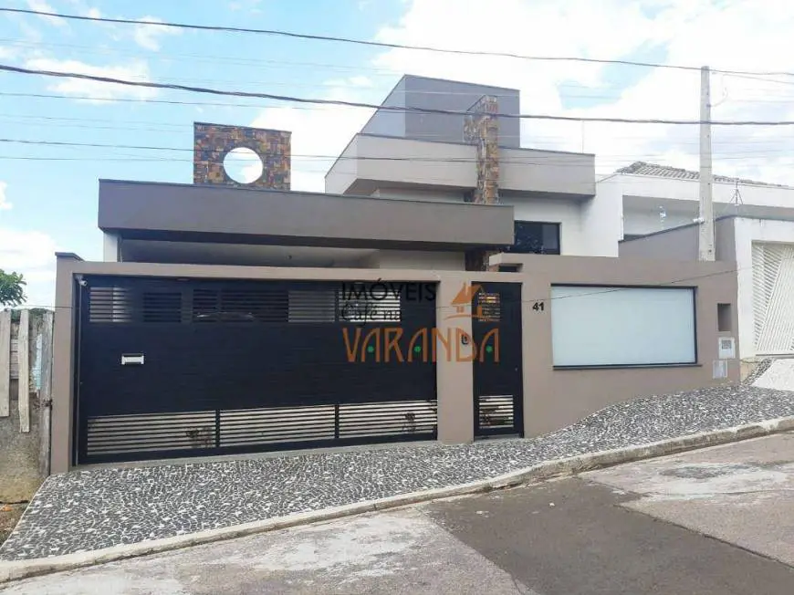 Foto 1 de Casa com 2 Quartos à venda, 182m² em Jardim Santana, Valinhos
