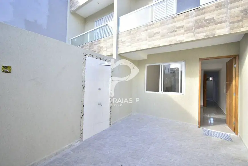 Foto 2 de Casa com 2 Quartos à venda, 58m² em Morrinhos, Guarujá